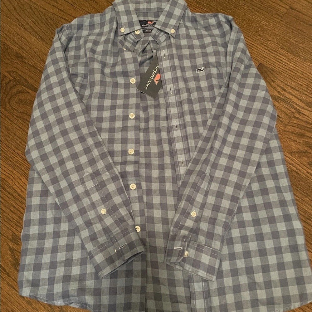 Vineyard Vines Men’s Light and Medium Blue Check Button-Down Shirt